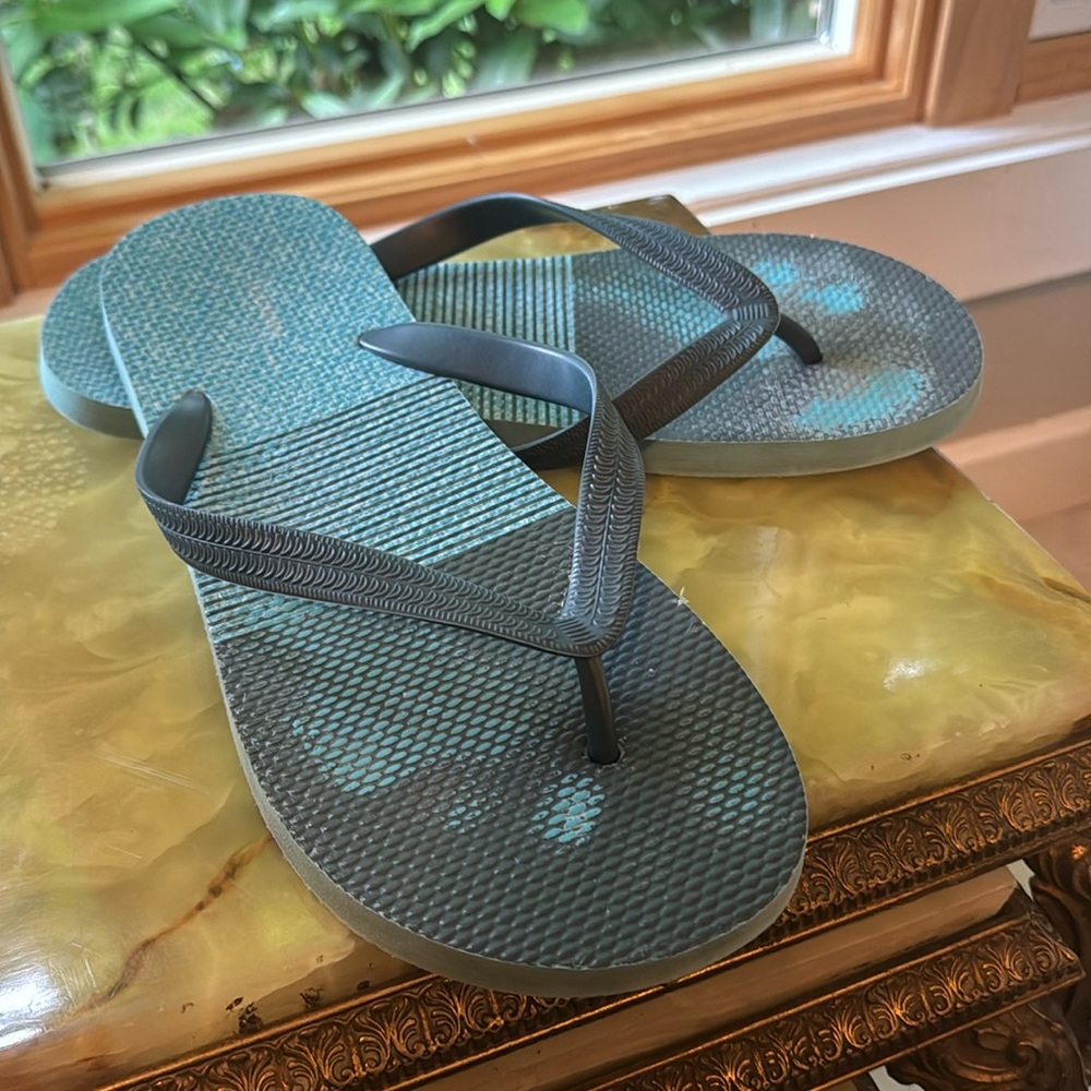 Old Navy Flip Flops!!!